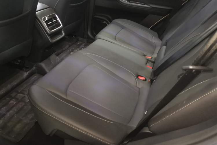 Used Chery Tiggo 8 PLUS 2024 Champion Edition 290TGDI DCT Hao Yue Version 5 Seats Left Rear Seat