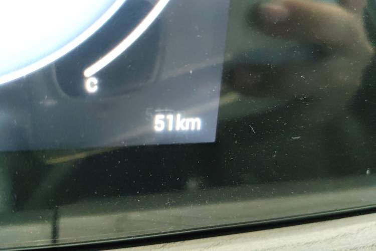 Used Chery Tiggo 8 PLUS 2024 Champion Edition 390TGDI DCT Bold Version 7-Seater Odometer Close Up