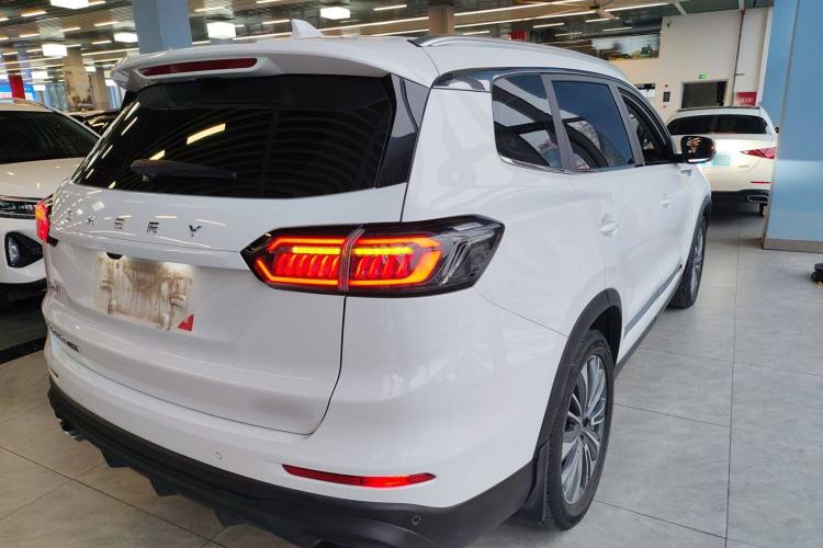 Used Chery Tiggo 8 PLUS 2024 Champion Edition 390TGDI DCT Bold Edition 5-Seater Rear Right 45 Deg