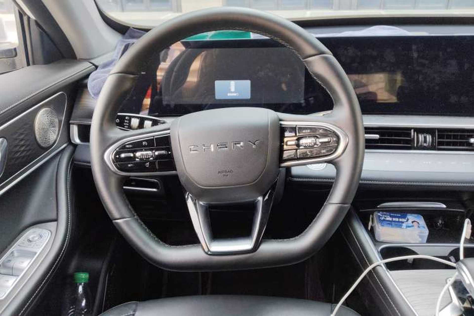 Used Chery Tiggo 8 PLUS 2024 Champion Edition 290TGDI DCT Hao Yue Version 5 Seats Steering Wheel