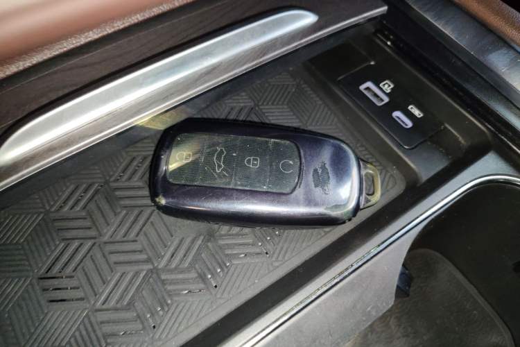 Used Chery Tiggo 8 PLUS 2024 Champion Edition 390TGDI DCT Bold Edition 5-Seater Vehicle Key