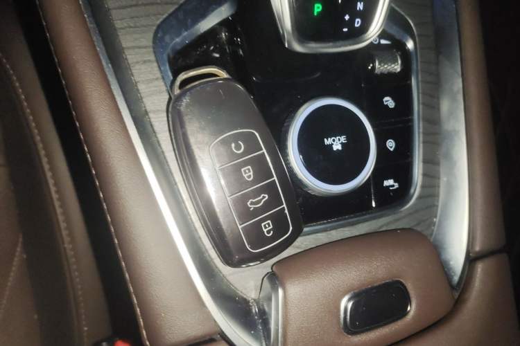 Used Chery Tiggo 8 PLUS 2024 Champion Edition 290TGDI DCT Deluxe Version 5-Seater Vehicle Key