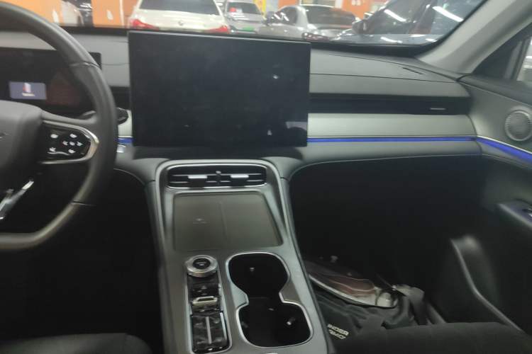 Used Chery Tiggo 8 PLUS 2025 290TGDI DCT Luxury 7-Seater Audio And AC Panel