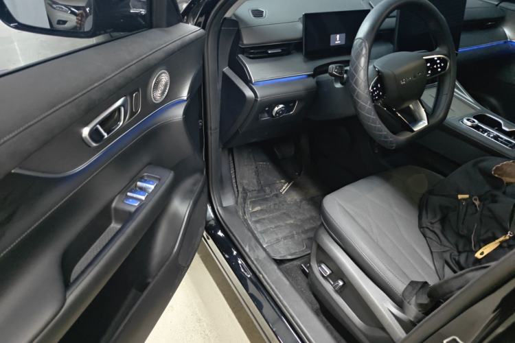 Used Chery Tiggo 8 PLUS 2025 290TGDI DCT Luxury 5-Seater Driver Seat