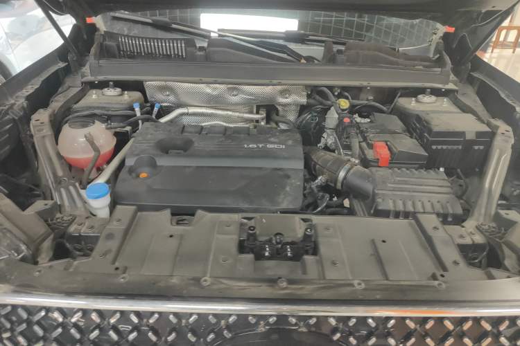 Used Chery Tiggo 8 PLUS 2025 290TGDI DCT Luxury 7-Seater Engine Bay