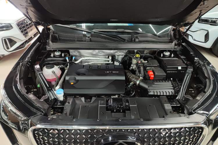 Used Chery Tiggo 8 PLUS 2025 290TGDI DCT Luxury 5-Seater Engine Bay