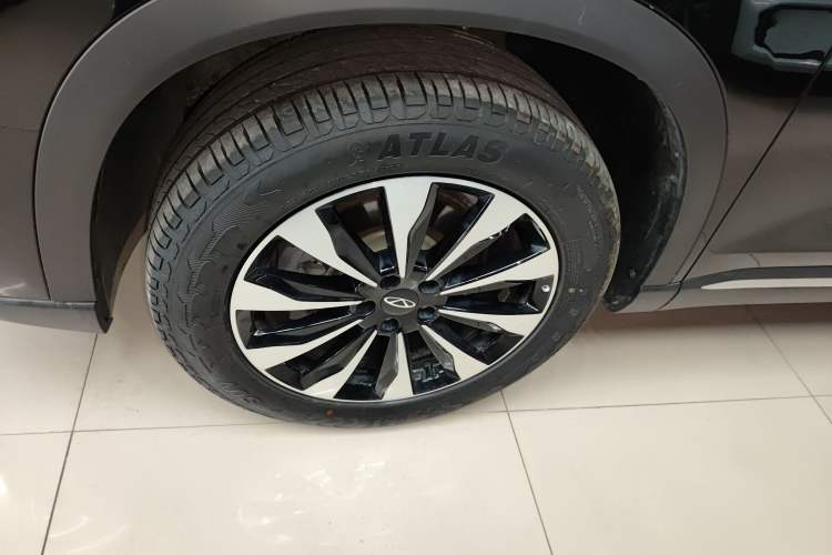Used Chery Tiggo 8 PLUS 2025 290TGDI DCT Luxury 5-Seater Exterior 4