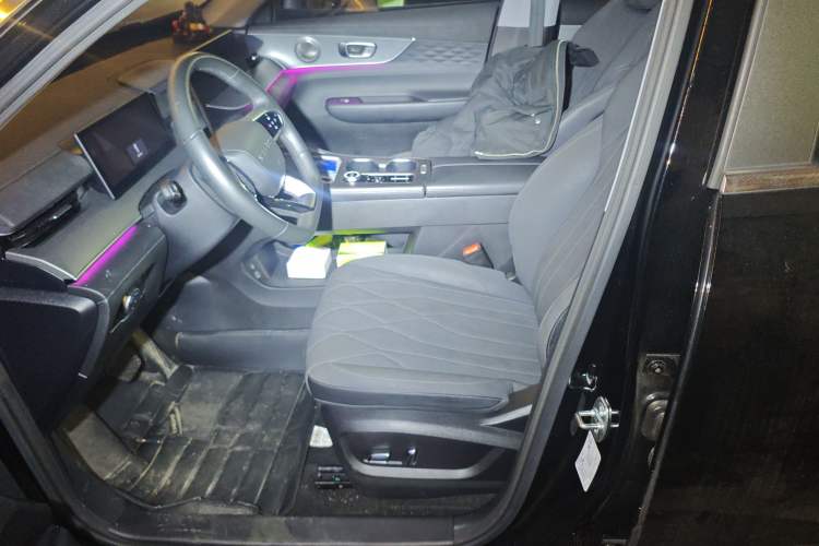 Used Chery Tiggo 8 PLUS 2025 290TGDI DCT Luxury 5-Seater Left Front Seat
