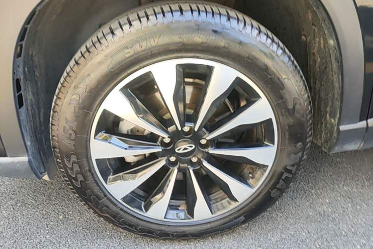 Used Chery Tiggo 8 PLUS 2025 290TGDI DCT Luxury 5-Seater Left Front Wheel Hub