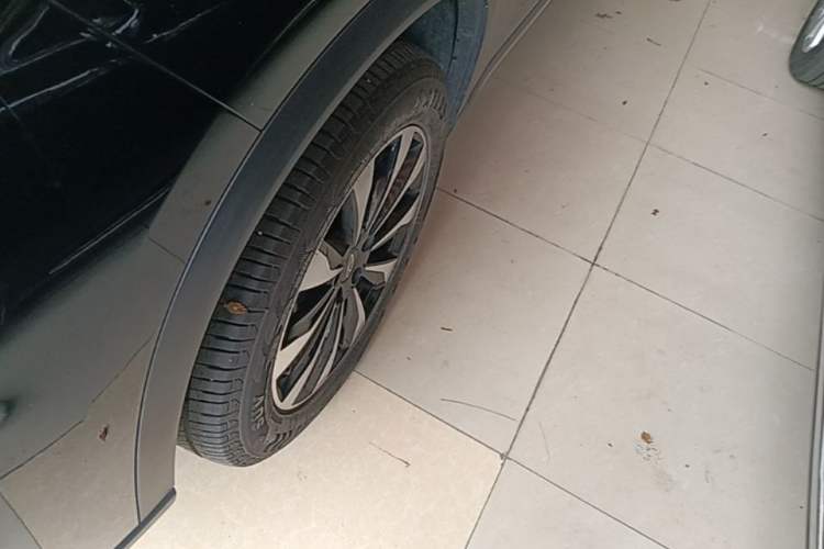 Used Chery Tiggo 8 PLUS 2025 290TGDI DCT Comfort Edition 5 Seats Left Front Wheel Hub