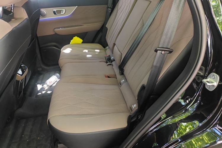 Used Chery Tiggo 8 PLUS 2025 290TGDI DCT Prestige 7-Seater Left Rear Seat