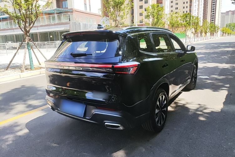 Used Chery Tiggo 8 PLUS 2025 290TGDI DCT Luxury 5-Seater Rear Right 45 Deg