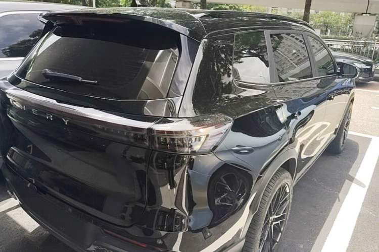 Used Chery Tiggo 8 PLUS 2025 390TGDI Automatic Ring Tower Champion Edition 5 Seats Rear Right 45 Deg