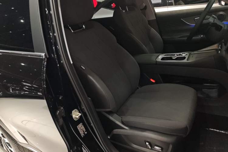 Used Chery Tiggo 8 PLUS 2025 290TGDI DCT Luxury 5-Seater Right Front Seat