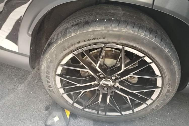 Used Chery Tiggo 8 PLUS 2025 390TGDI Automatic Ring Tower Champion Edition 5 Seats Right Rear Wheel Hub