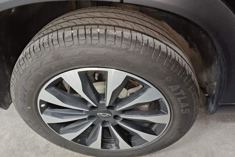 Used Chery Tiggo 8 PLUS 2025 290TGDI DCT Luxury 5-Seater Right Rear Wheel Hub
