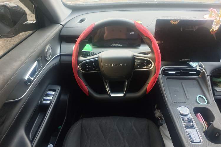 Used Chery Tiggo 8 PLUS 2025 290TGDI DCT Luxury 5-Seater Steering Wheel