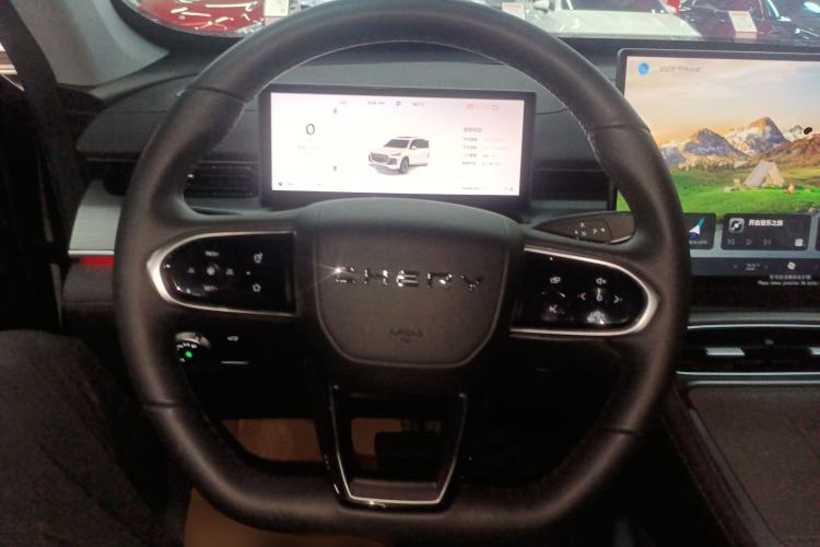 Used Chery Tiggo 8 PLUS 2025 290TGDI DCT Luxury 5-Seater Steering Wheel