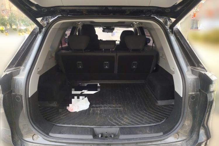 Used Chery Tiggo 8 PLUS 2025 290TGDI DCT Luxury 5-Seater Trunk