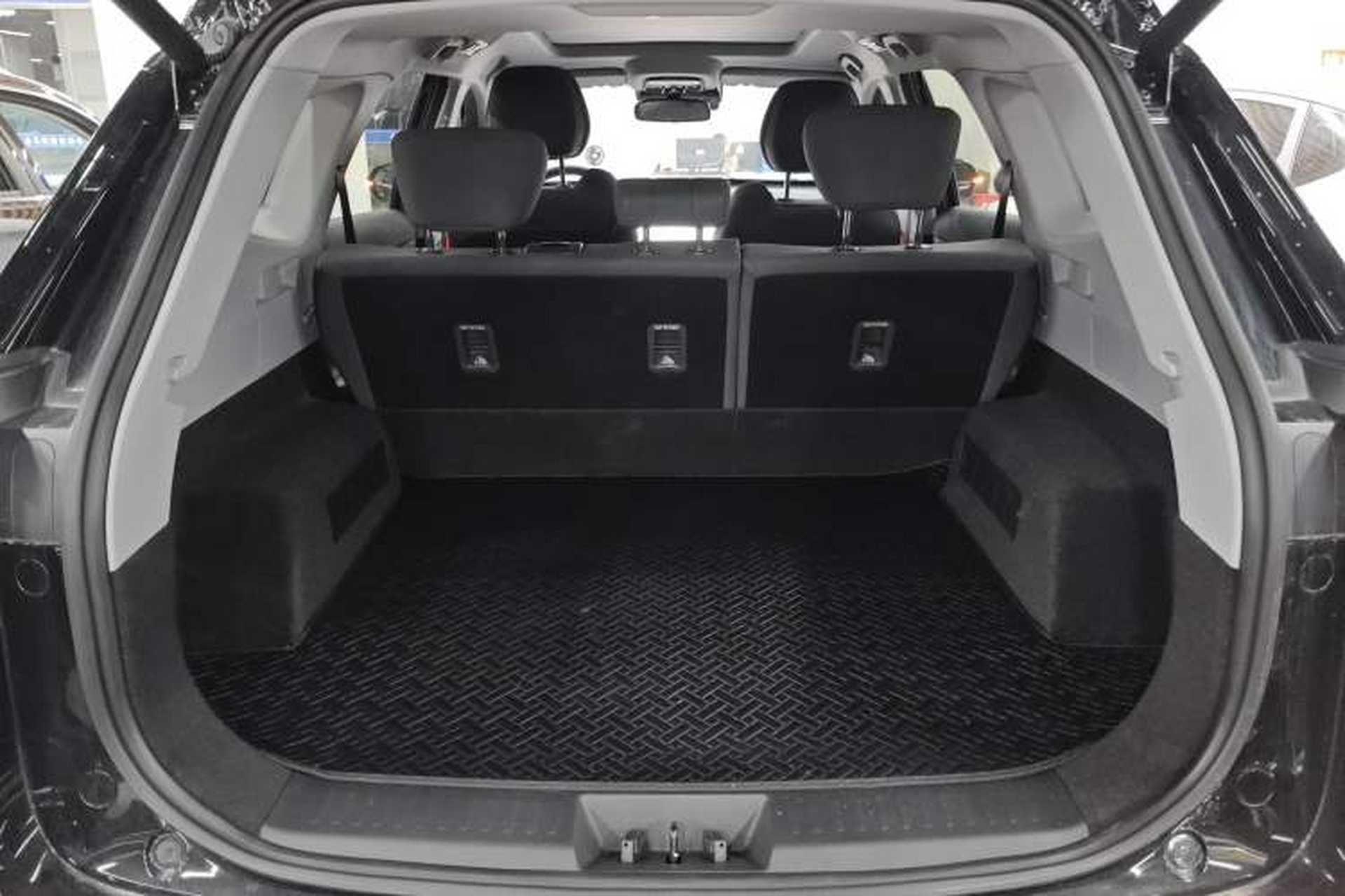 Used Chery Tiggo 8 PLUS 2025 290TGDI DCT Luxury 5-Seater Trunk