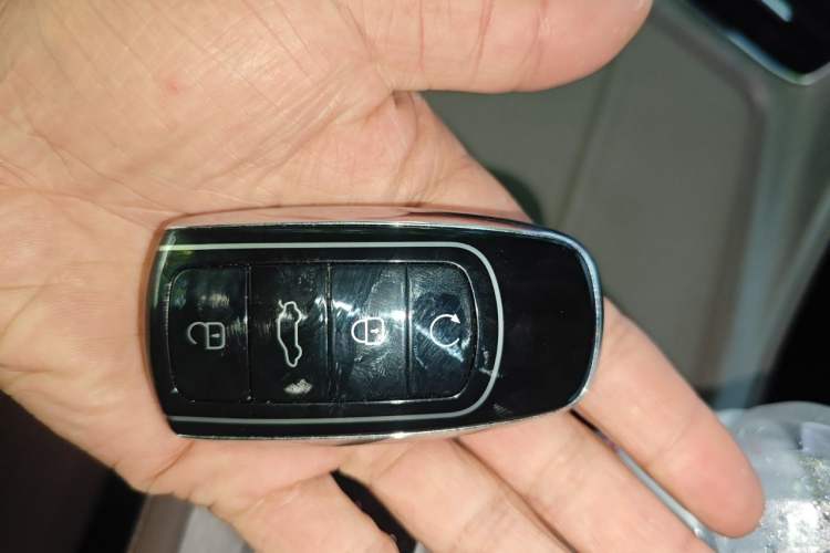 Used Chery Tiggo 8 PLUS 2025 290TGDI DCT Prestige 7-Seater Vehicle Key