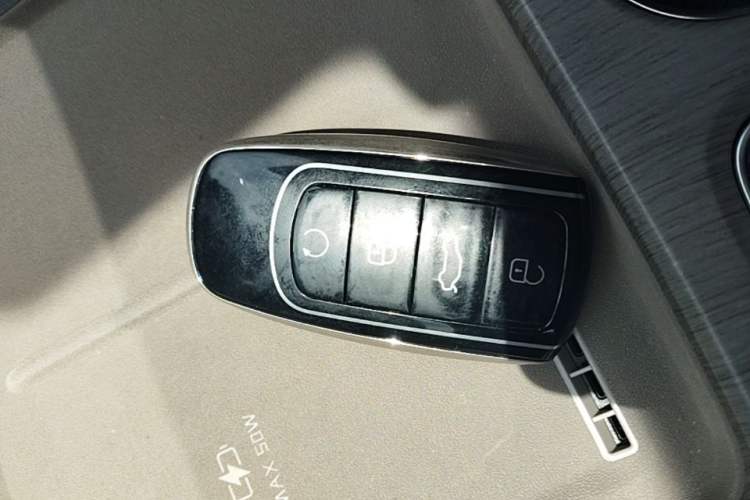 Used Chery Tiggo 8 PLUS 2025 390TGDI Automatic Ring Tower Champion Edition 5 Seats Vehicle Key