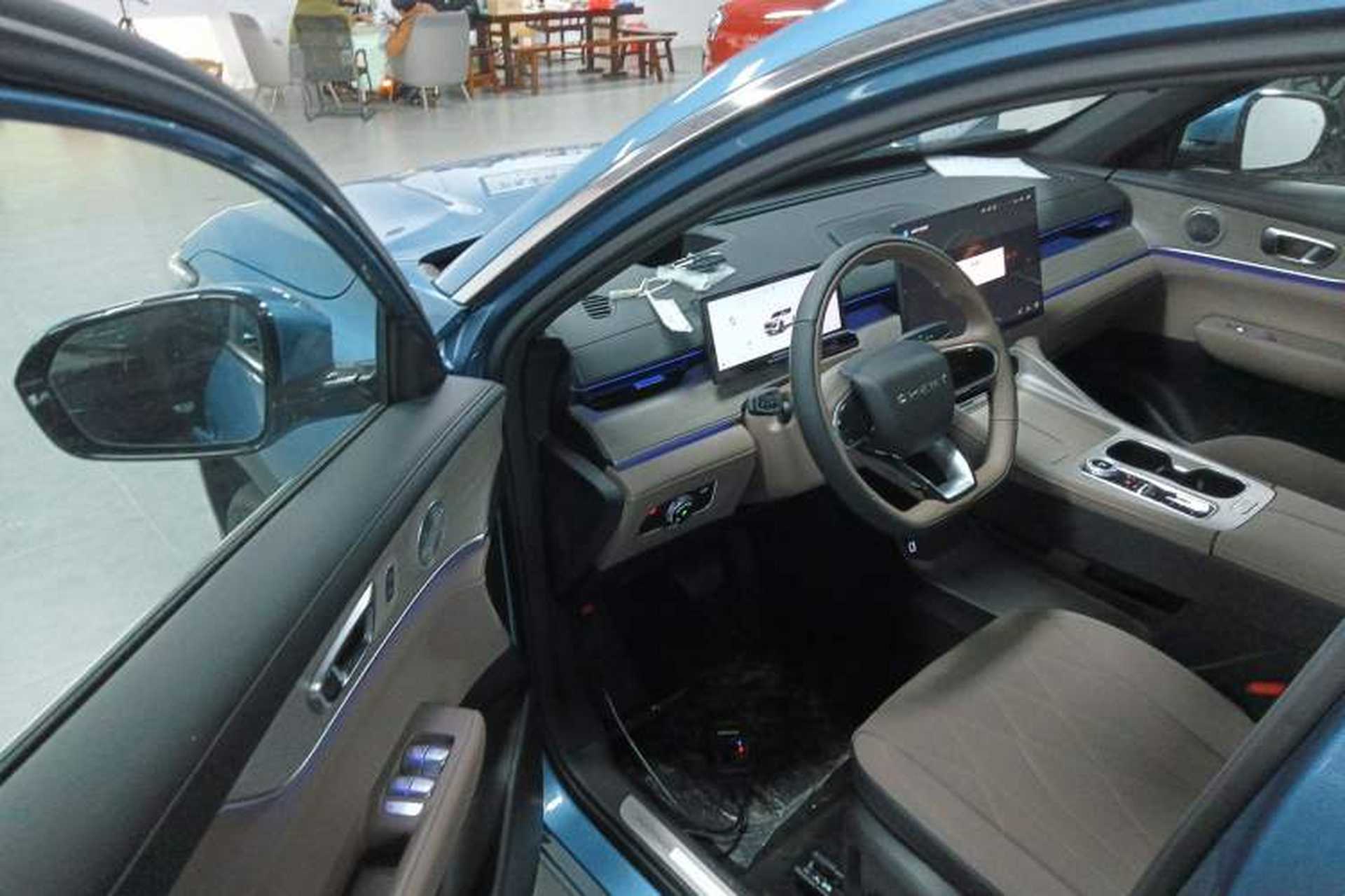 Used Chery Tiggo 8 PLUS 2025 390TGDI Automatic Ring Tower Champion Edition 5 Seats Driver Seat