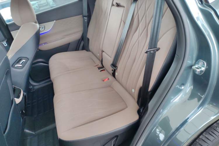 Used Chery Tiggo 8 PLUS 2025 290TGDI DCT Prestige 5-Seater Left Rear Seat