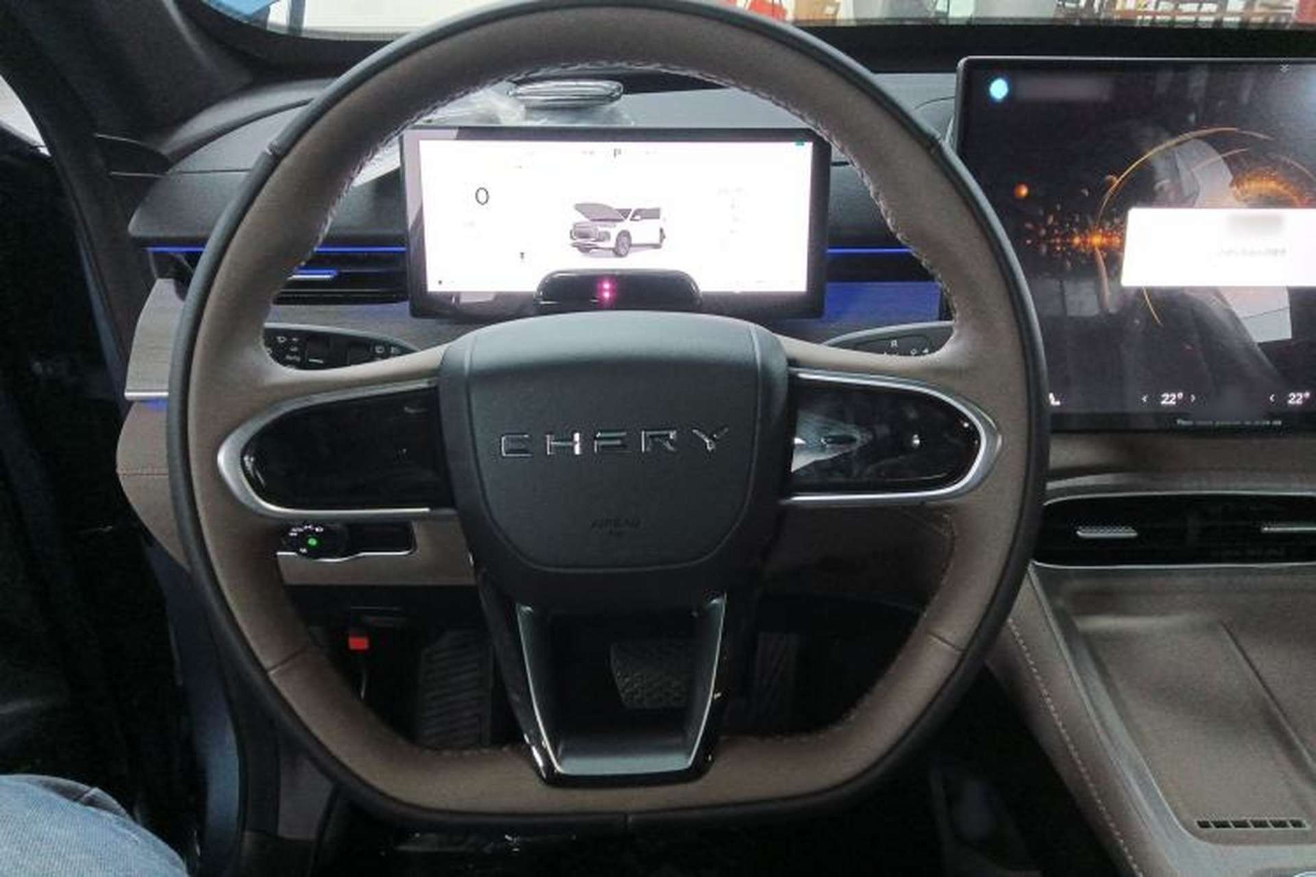 Used Chery Tiggo 8 PLUS 2025 390TGDI Automatic Ring Tower Champion Edition 5 Seats Steering Wheel