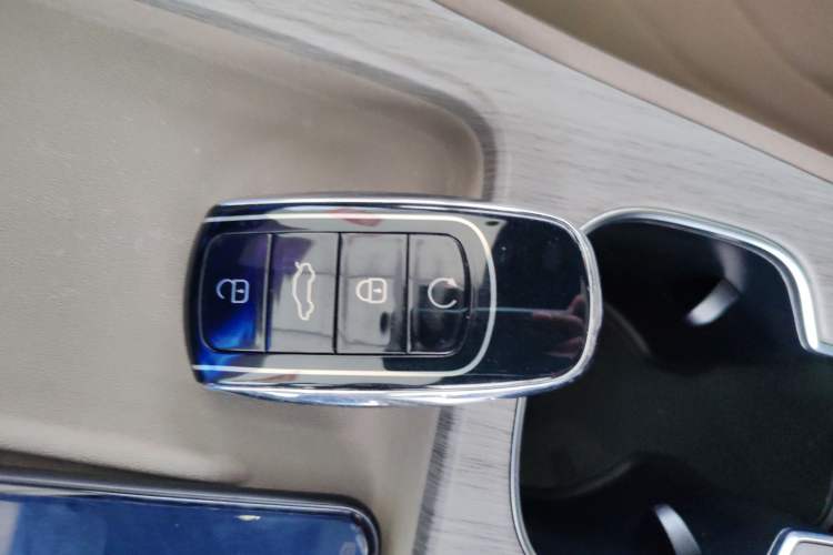 Used Chery Tiggo 8 PLUS 2025 290TGDI DCT Prestige 5-Seater Vehicle Key