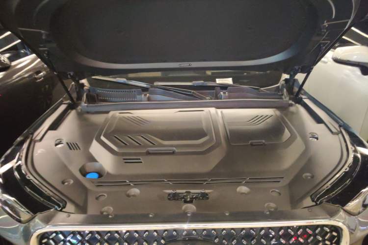 Used Chery Tiggo 8 PLUS 2025 290TGDI DCT Prestige 5-Seater Engine Bay