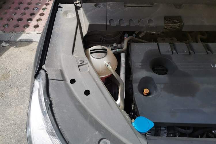 Used Chery Tiggo 8 PLUS 2025 Model 290TGDI DCT Classic Edition—5 Seaters Engine Bay Right