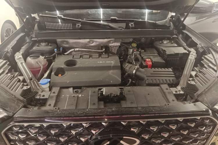 Used Chery Tiggo 8 PLUS 2025 Model 290TGDI DCT Chengshi Edition Engine Bay