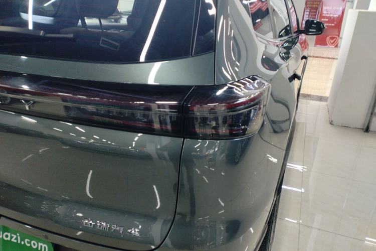 Used Chery Tiggo 8 PLUS 2025 290TGDI DCT Prestige 5-Seater Exterior 3