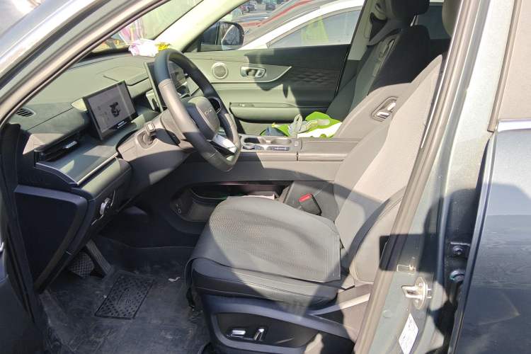 Used Chery Tiggo 8 PLUS 2025 290TGDI DCT Luxury 5-Seater Left Front Seat