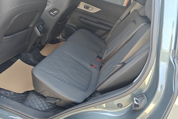 Used Chery Tiggo 8 PLUS 2025 290TGDI DCT Luxury 5-Seater Left Rear Seat