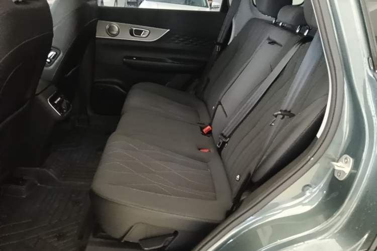 Used Chery Tiggo 8 PLUS 2025 290TGDI DCT Luxury 5-Seater Left Rear Seat