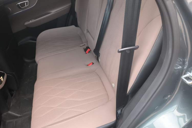 Used Chery Tiggo 8 PLUS 2025 290TGDI DCT Prestige 5-Seater Left Rear Seat
