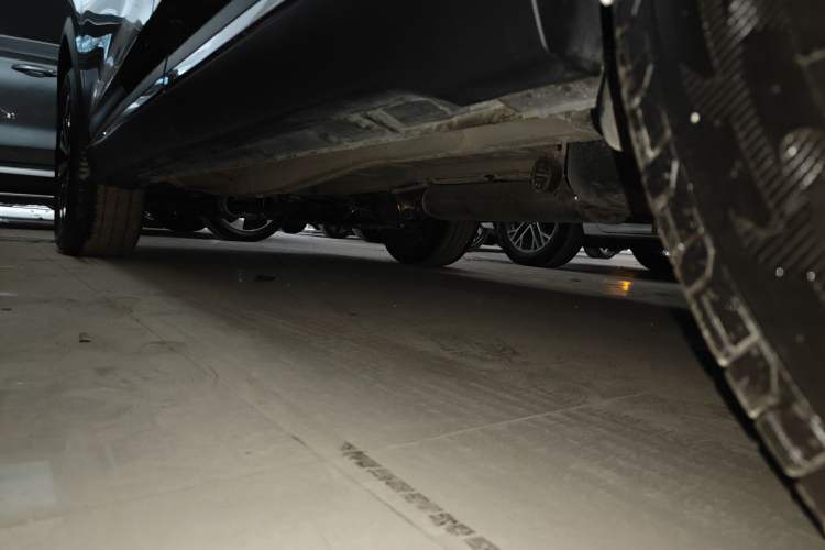 Used Chery Tiggo 8 PLUS 2025 290TGDI DCT Prestige 5-Seater Left Side Sill