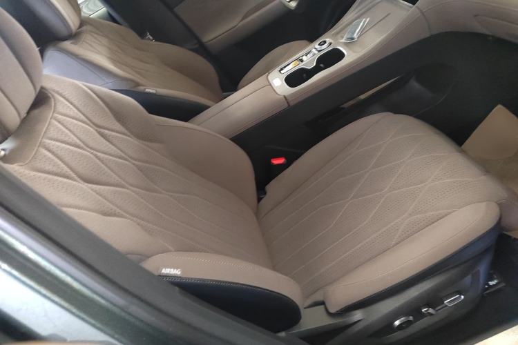 Used Chery Tiggo 8 PLUS 2025 290TGDI DCT Prestige 5-Seater Right Front Seat