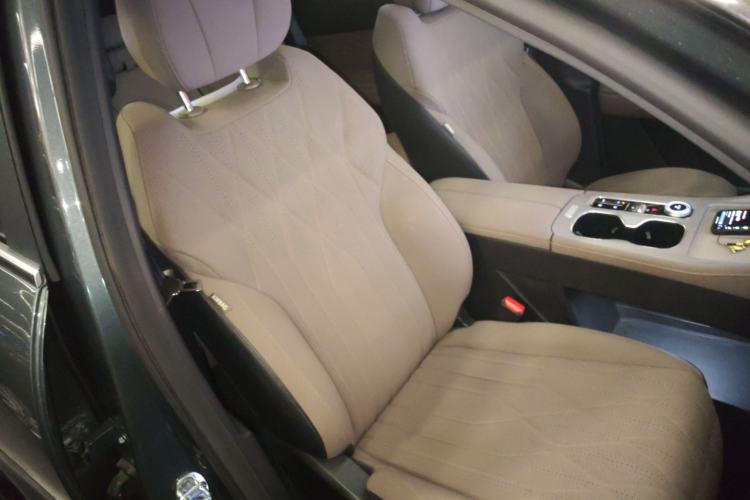 Used Chery Tiggo 8 PLUS 2025 290TGDI DCT Prestige 5-Seater Right Front Seat