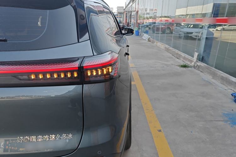 Used Chery Tiggo 8 PLUS 2025 290TGDI DCT Luxury 5-Seater Right Rear Taillight