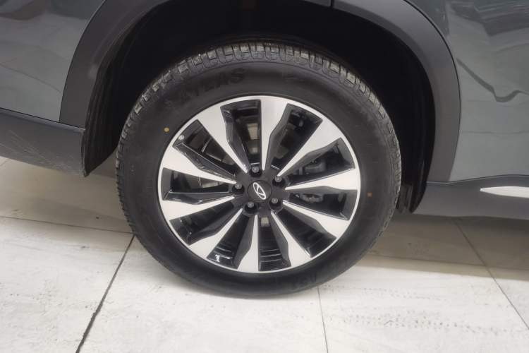 Used Chery Tiggo 8 PLUS 2025 Model 290TGDI DCT Chufeng Edition—5 Seaters Right Rear Wheel Hub