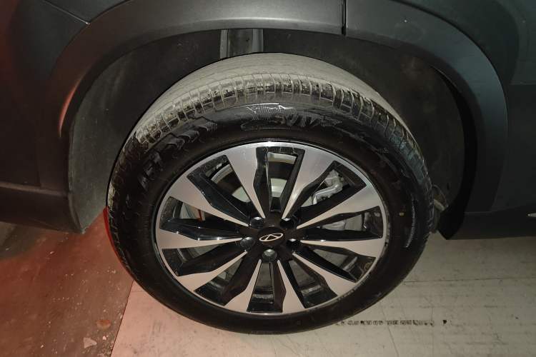 Used Chery Tiggo 8 PLUS 2025 290TGDI DCT Prestige 5-Seater Right Rear Wheel Hub