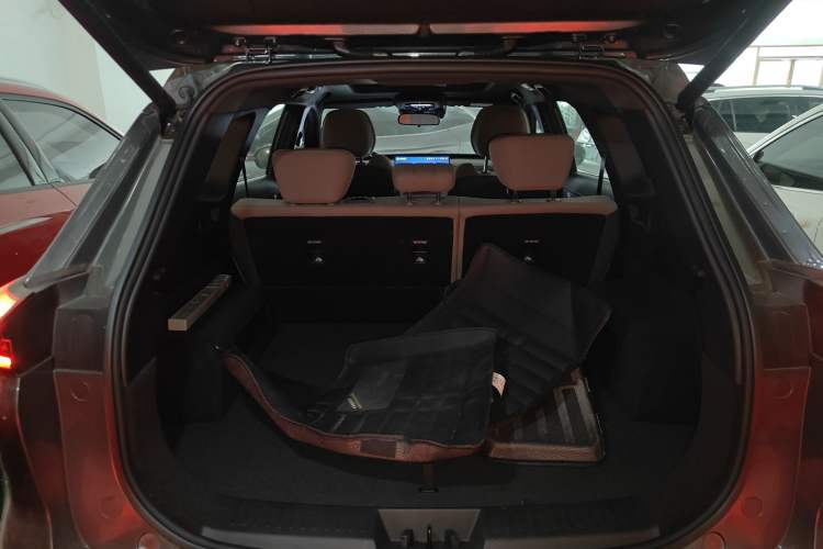 Used Chery Tiggo 8 PLUS 2025 290TGDI DCT Prestige 5-Seater Trunk