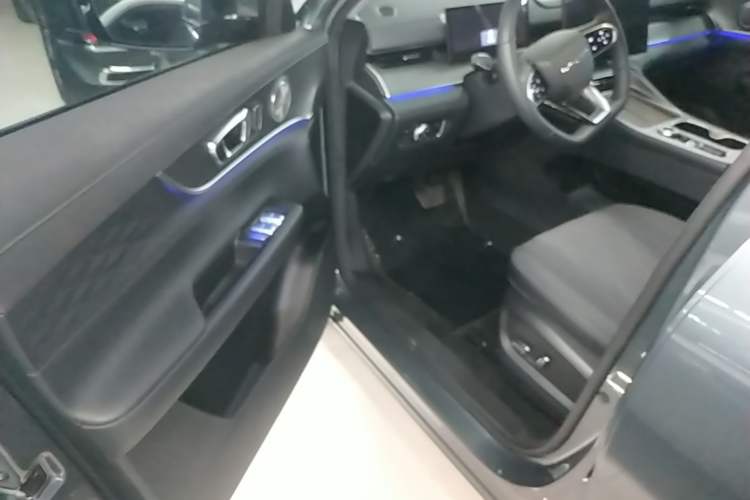 Used Chery Tiggo 8 PLUS 2025 290TGDI DCT Luxury 5-Seater Driver Seat