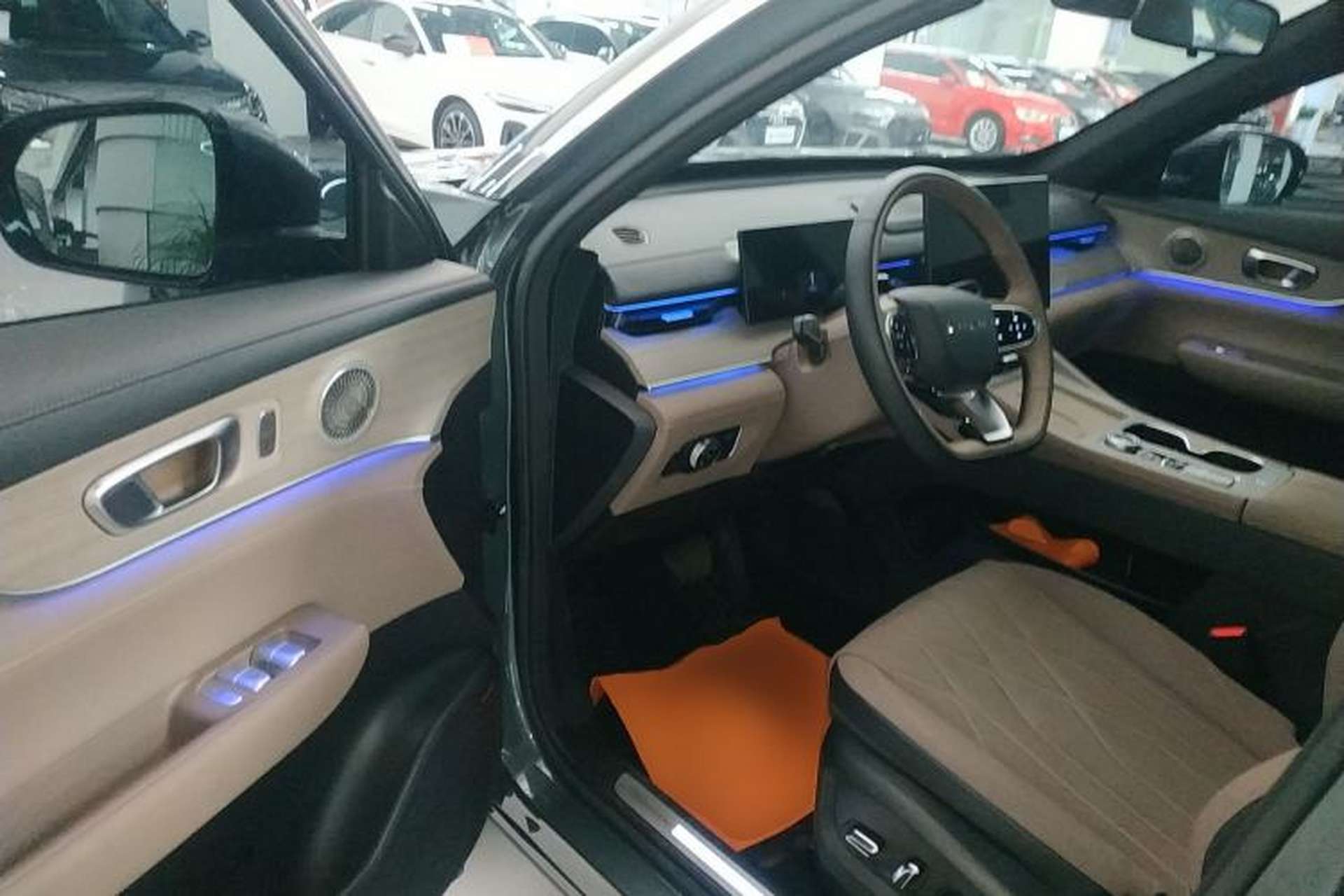 Used Chery Tiggo 8 PLUS 2025 290TGDI DCT Prestige 5-Seater Driver Seat