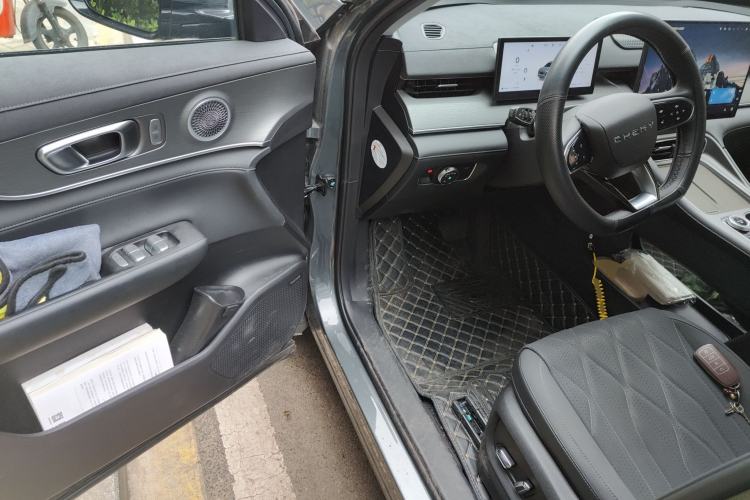 Used Chery Tiggo 8 PLUS 2025 290TGDI DCT Luxury 5-Seater Driver Seat
