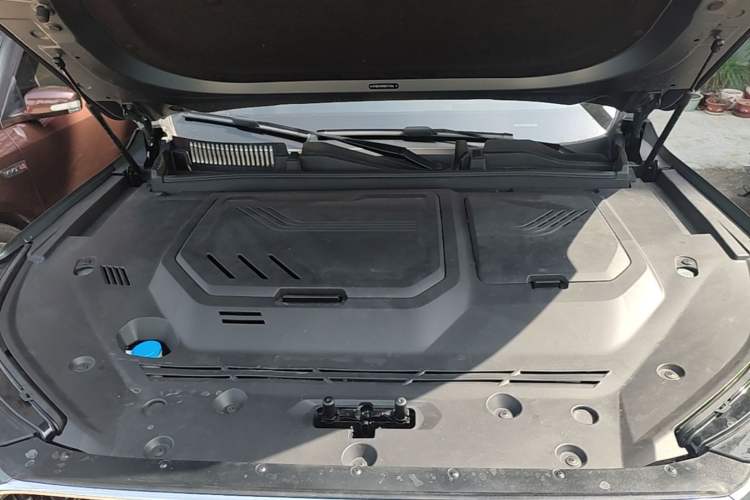 Used Chery Tiggo 8 PLUS 2025 290TGDI DCT Prestige 5-Seater Engine Bay