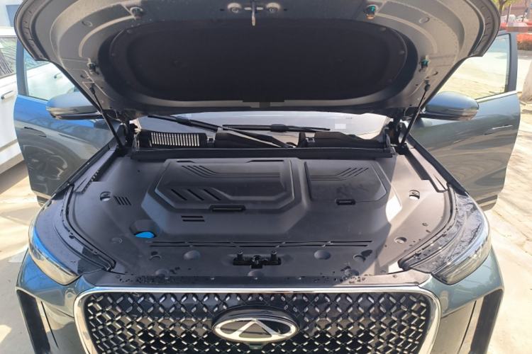 Used Chery Tiggo 8 PLUS 2025 290TGDI DCT Luxury 5-Seater Engine Bay